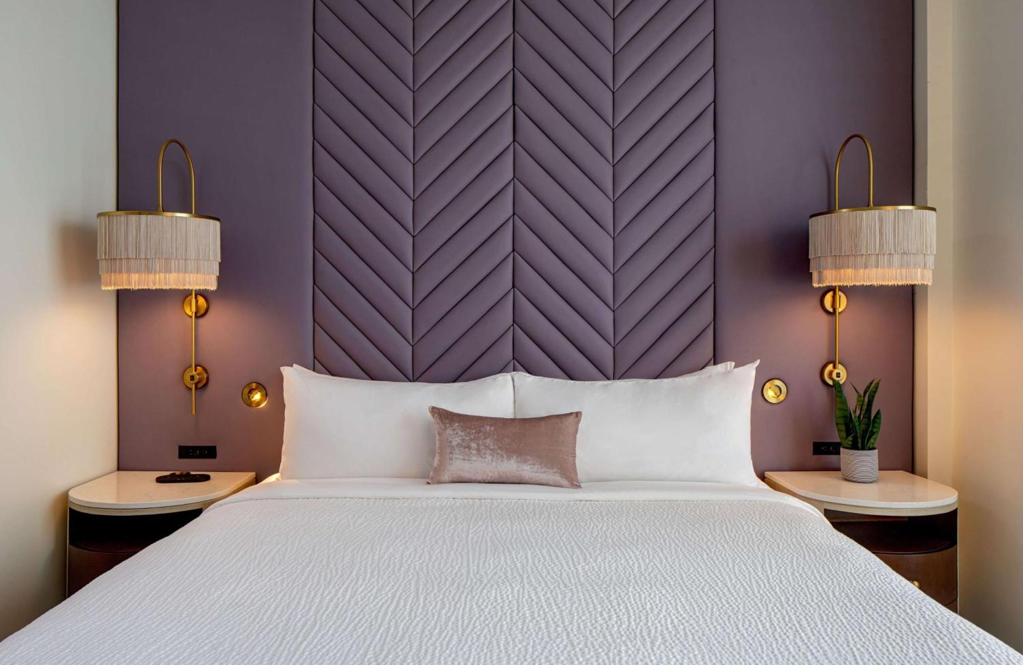 Hotel Tempo By Hilton Downtown 3*